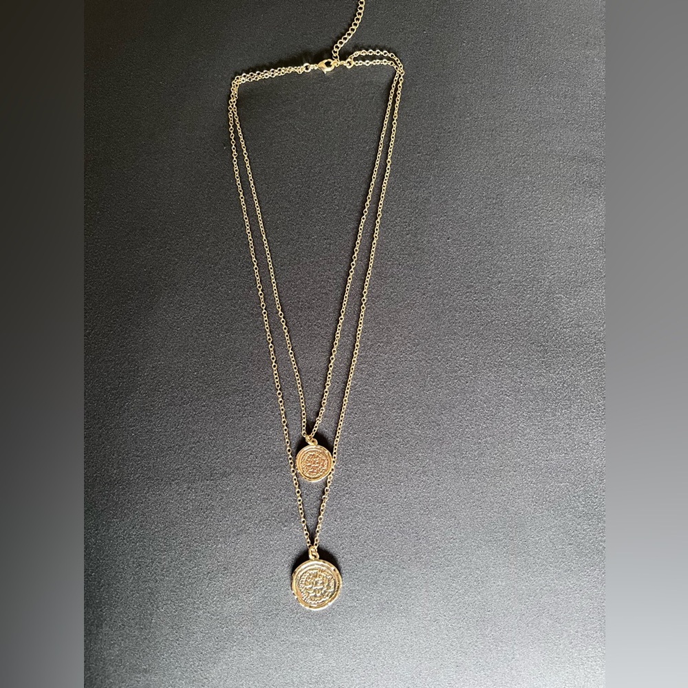 Amber Sceats Double Coin Necklace